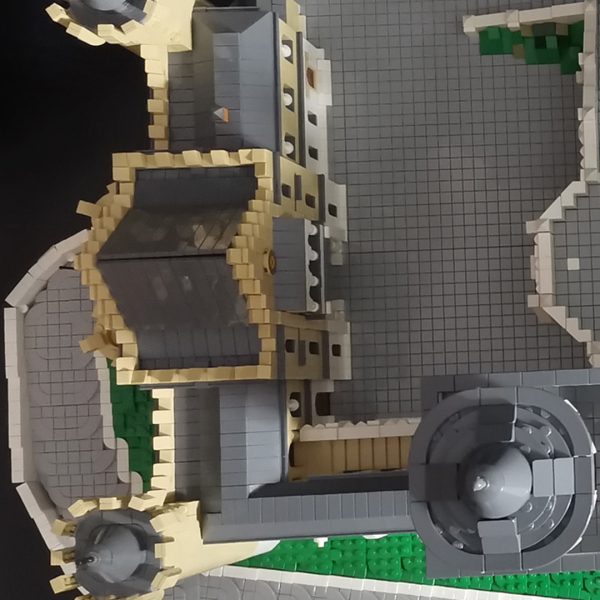 LEGO-Neuschwanstein-Castle-by-Felix-Mezei-The-Gate-5