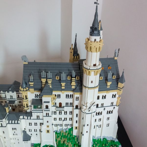 Neuschwanstein-Castle-by-Felix-Mezei-The-Body-2