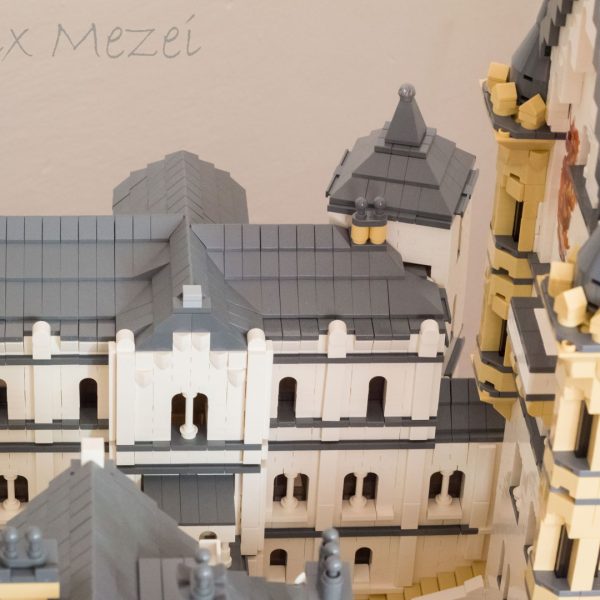 Neuschwanstein-Castle-by-Felix-Mezei-The-Courtyard-4