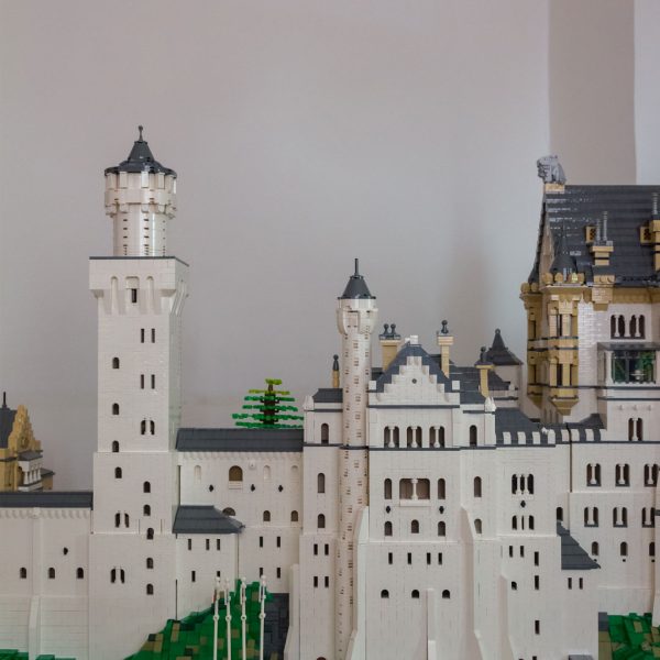 Neuschwanstein-Castle-by-Felix-Mezei-The-Courtyard-6