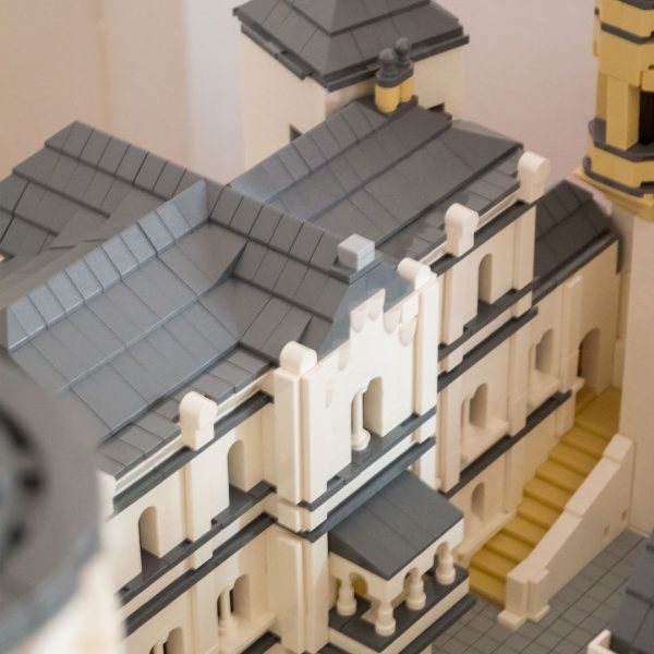 Neuschwanstein-Castle-by-Felix-Mezei-The-Courtyard-7